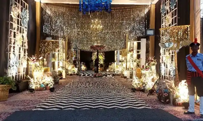 GULMOHAR GARDEN  BANQUET